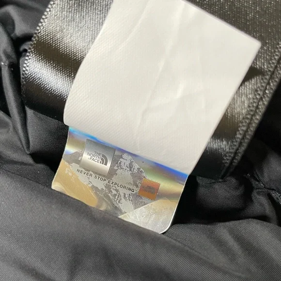 The North Face Women’s Printed Nuptse Down Jacket - Picture 10 of 13